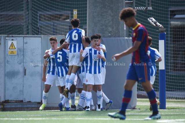 开云体育下载-【观察】全村骄傲，未来希望，都是普通的行路人而已